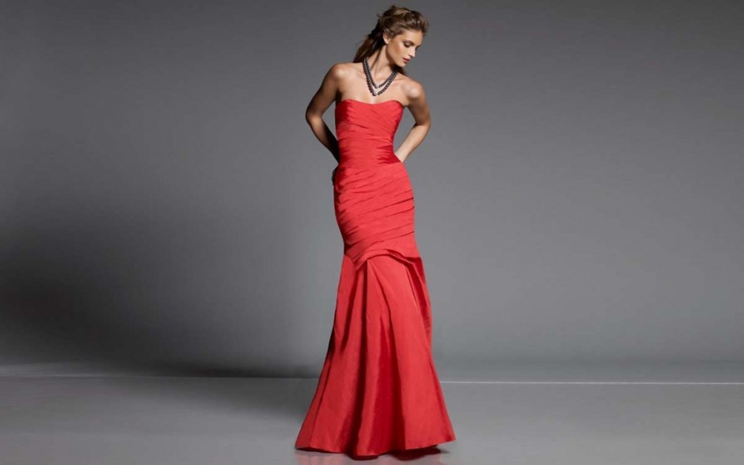2015 Fishtail Dress Models
