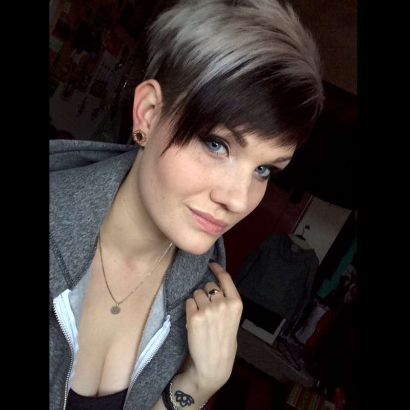 Short Hairstyles - 24