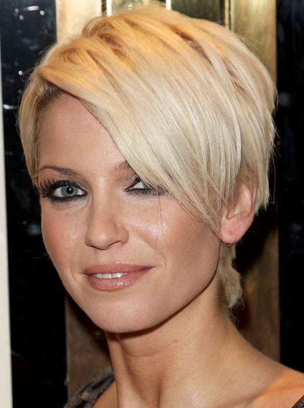 Hairstyles For Short Hair - 1