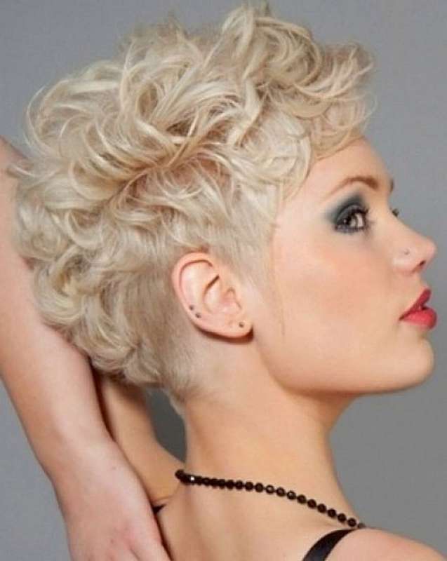 Hairstyles For Short Hair - 7