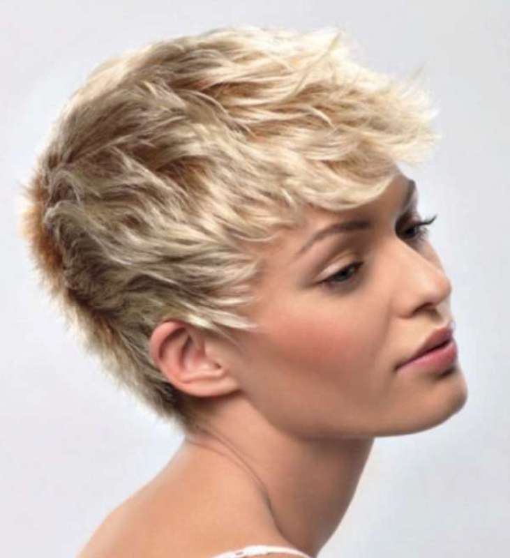 Hairstyles For Short Hair - 8