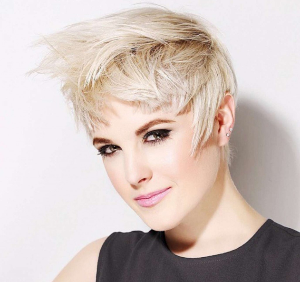 Short Hairstyles For Women - 4