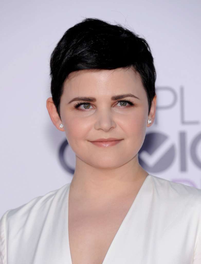 Short Hairstyles For Round Faces - 4