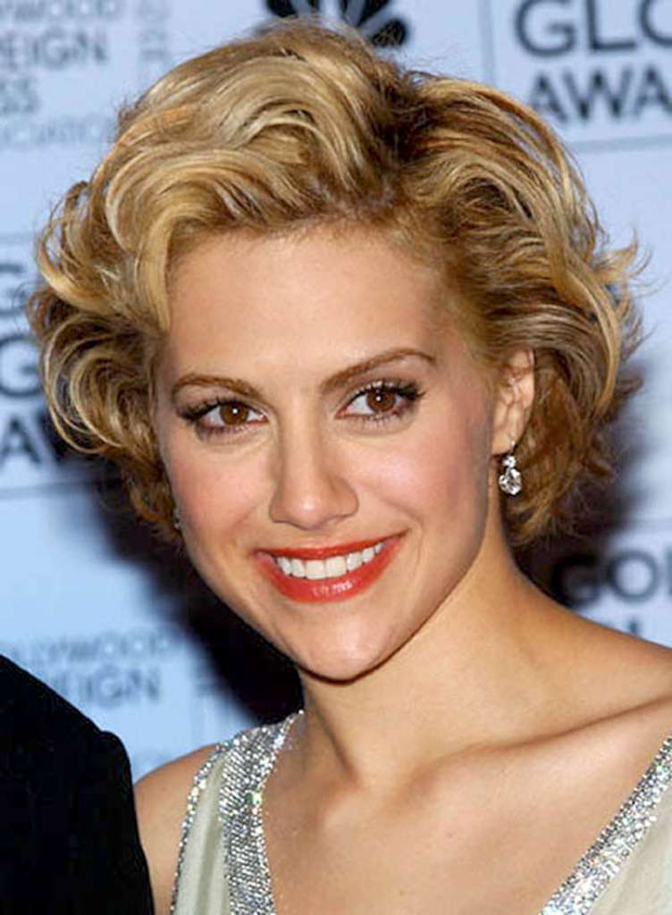 Short Hairstyles For Wavy Hair - 1