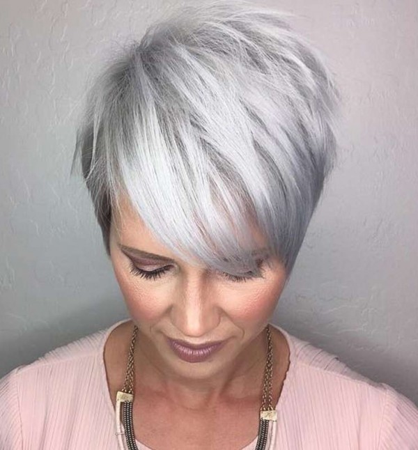 Short Hairstyle Grey Hair | Fashion and Women