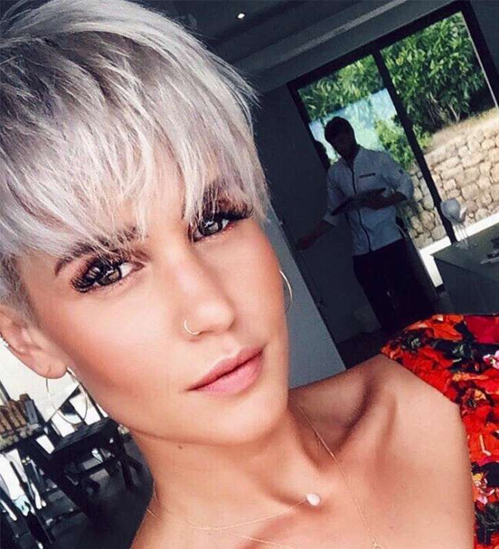 Madeleine Schön Short Hairstyles - 6