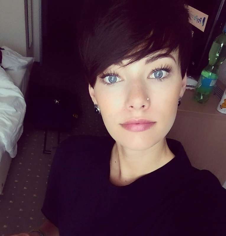 Nina Daling Short Hairstyles - 6