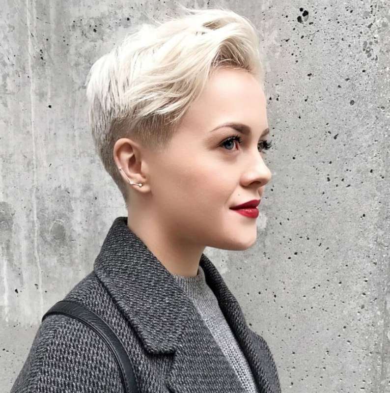 Sarah Short Hairstyles - 1