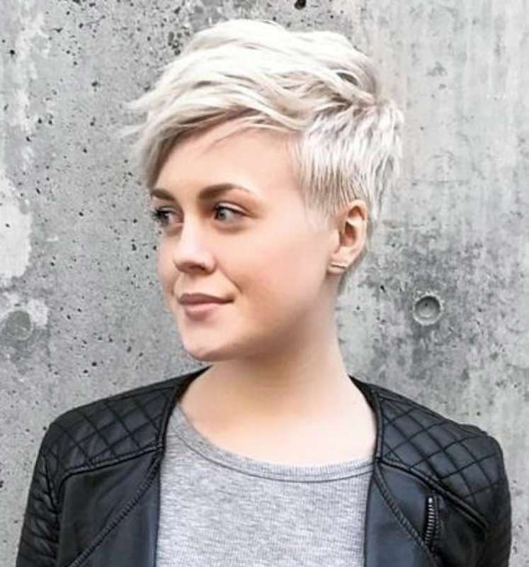 Sarah Short Hairstyles - 4