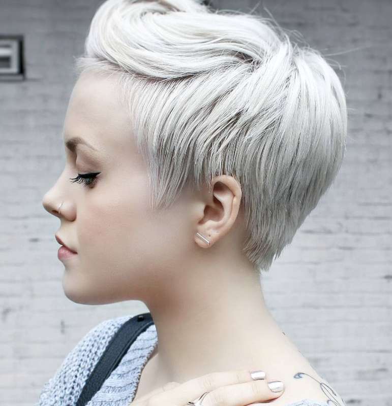 Sarah Short Hairstyles - 5