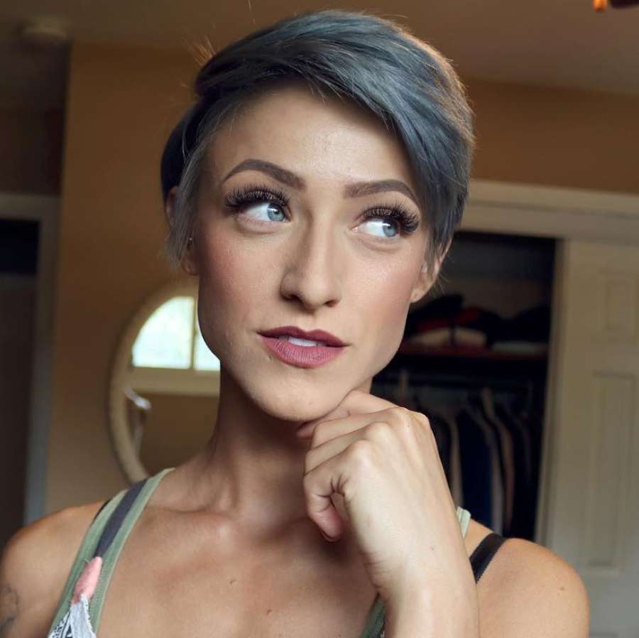 Olivia Hodges Short Hairstyles - 7