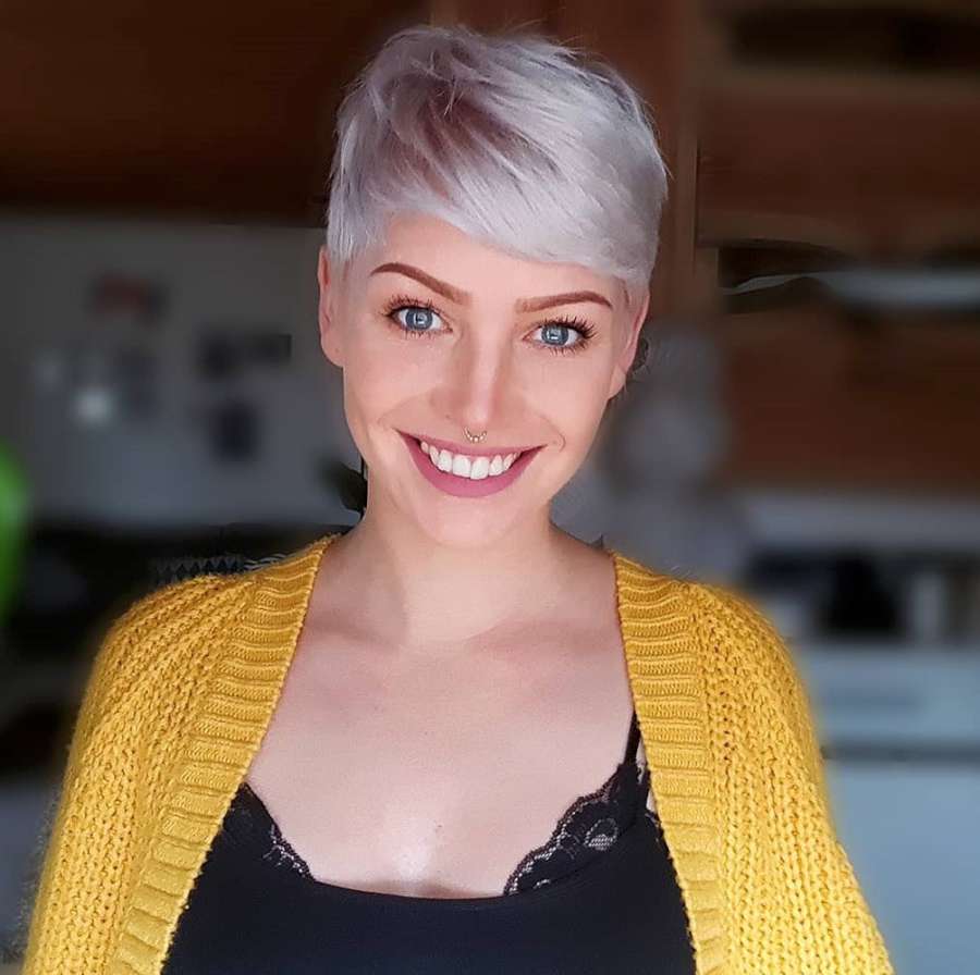 Short Hairstyles Anna Maria - 4