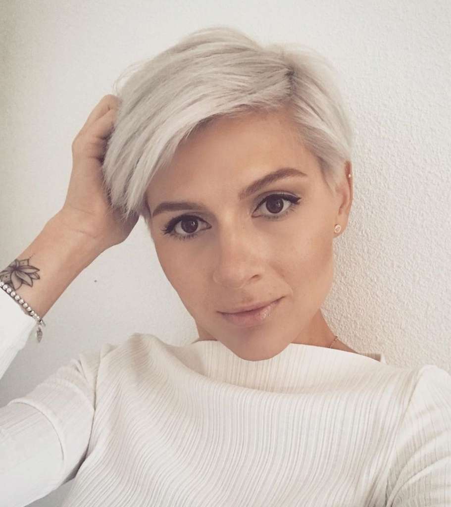 Short Hairstyles Irina Games - 9